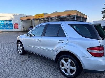 Mercedes ML280