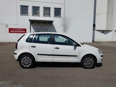 Gebraucht VW Polo Trendline 75 PS (55 kW) 2005 Weiß Kleinwagen