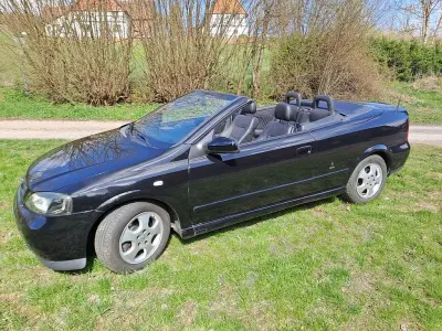Gebraucht Opel Astra 125 PS (91 kW) 2004 Schwarz Cabrio