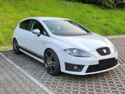 Usata Seat Leon FR 211 CV (155 kW) 2011 Bianco Utilitaria