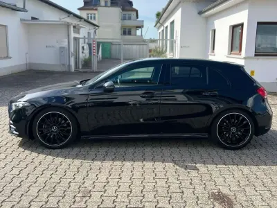 Gebraucht Mercedes A220 AMG 190 PS (139 kW) 2019 Kosmosschwarz  metalliclack Kleinwagen