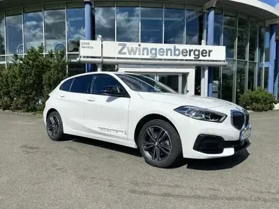 Usata BMW 118 Sport Line 136 CV (100 kW) 2022 Bianco Utilitaria