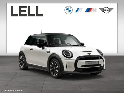 Gebraucht Mini Cooper SE Hatch 135 kW (184 PS) 2023 Weiß Kleinwagen