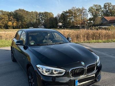 Usata BMW 120 Sport Line 177 CV (130 kW) 2016 Nero Utilitaria