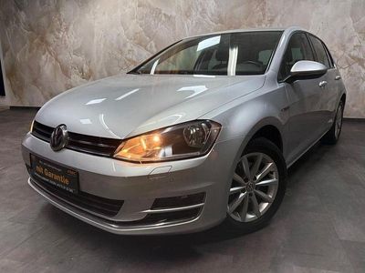 Gebraucht VW Golf VII LOUNGE 110 PS (80 kW) 2015 Silber Limousine