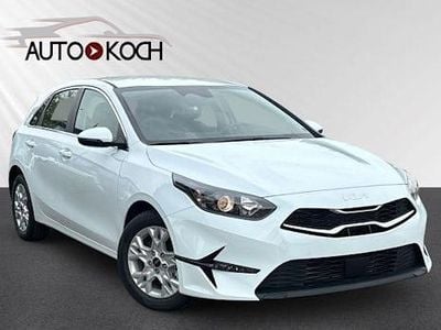 Weiß Neu 2025 Kia Ceed Kleinwagen | 22.888 € (Superpreis)