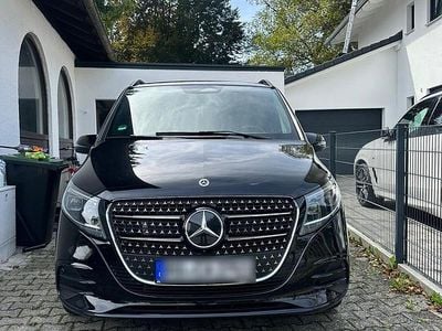Mercedes V300