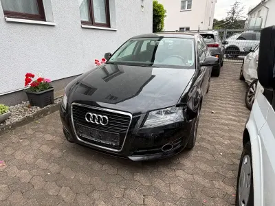 Gebraucht Audi A3 Sportback Ambition 125 PS (91 kW) 2011 Schwarz Kleinwagen