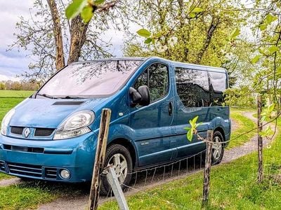 Usata Renault Trafic 135 CV (99 kW) 2006 Blu Monovolume