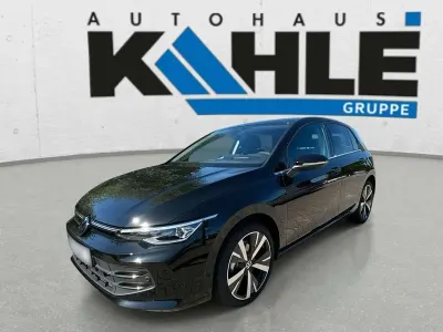 Gebraucht VW Golf VIII Comfortline 150 PS (110 kW) 2025 Grenadillschwarz metallic Limousine