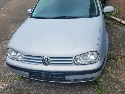 Gebraucht VW Golf IV Edition 100 PS (73 kW) 2000 Silber Limousine