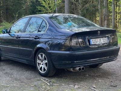 BMW 325