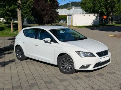 Gebraucht Seat Leon I-Tech 125 PS (91 kW) 2015 Weiß Limousine