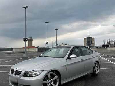 Gebraucht BMW 320 150 PS (110 kW) 2006 Silber Limousine