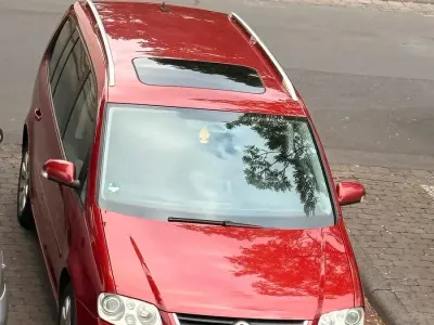 Gebraucht VW Touran 105 PS (77 kW) 2005 Rot Van / Kleinbus