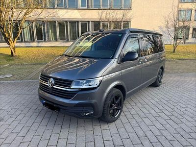 Gebraucht VW California Beach 150 PS (110 kW) 2022 Grau Van