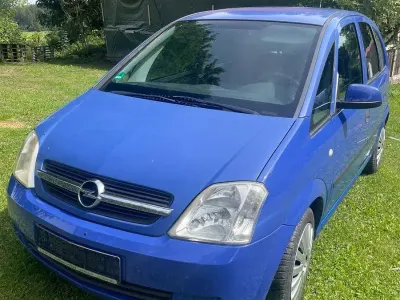 Brugt Opel Meriva Essentia 101 HK (74 kW) 2005 Blå MPV
