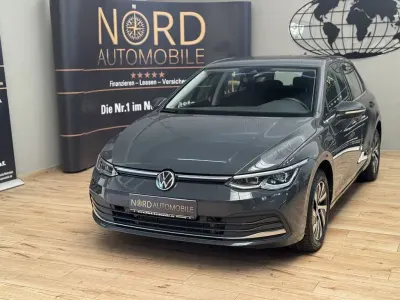 Używany VW Golf VIII Style 204 KM (150 kW) 2022 Szary Hatchback