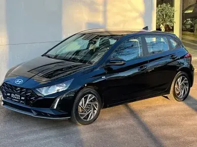 Gebraucht Hyundai i20 Trend 101 PS (74 kW) 2024 Schwarz Kleinwagen