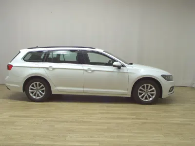 Gebraucht VW Passat Business 150 PS (110 kW) 2021 Weiss Kombi