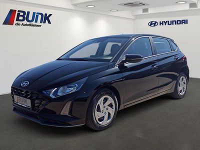 Neu Hyundai i20 Select 101 PS (74 kW) 2025 Phantom black Limousine
