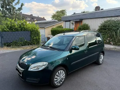 Gebraucht Skoda Roomster 85 PS (62 kW) 2009 Grün Van / Kleinbus