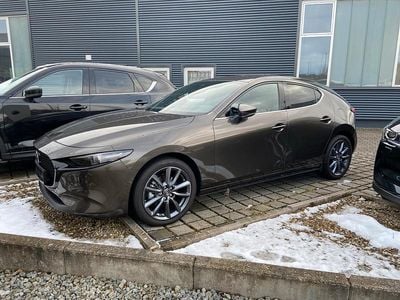 Braun Gebraucht 2021 Mazda 3 Inclusive Kleinwagen | 20.000 € (Guter Preis)