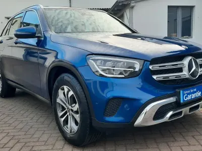 Gebraucht Mercedes GLC220 194 PS (142 kW) 2021 Blau SUV