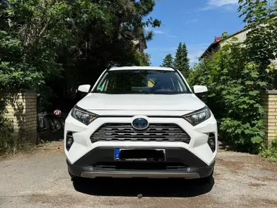 Gebraucht Toyota RAV4 Business Edition 218 PS (160 kW) 2024 Weiß SUV