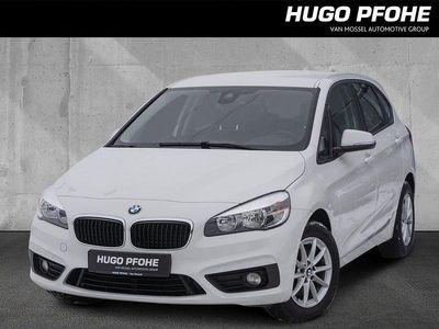 Weiß Gebraucht 2017 BMW 220 Active Tourer Advantage Van / Kleinbus | 19.789 € (Teuer)
