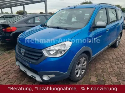 Używany Dacia Lodgy Stepway 116 KM (85 kW) 2015 Niebieski Minivan