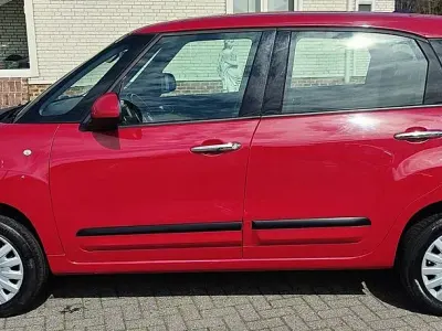 Używany Fiat 500L Pop Star 86 KM (63 kW) 2018 Czerwony Minivan