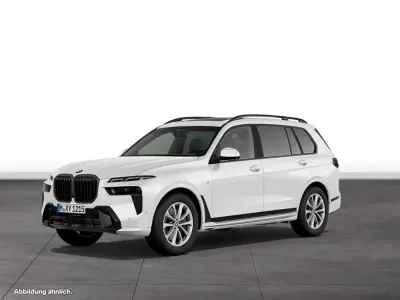 Gebraucht BMW X7 M Sport 340 PS (250 kW) 2025 Weiß SUV