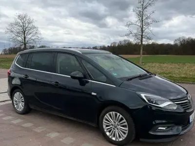 Gebraucht Opel Zafira 170 PS (125 kW) 2018 Schwarz Van / Kleinbus