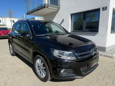 Gebraucht VW Tiguan LOUNGE 150 PS (110 kW) 2016 Schwarz SUV