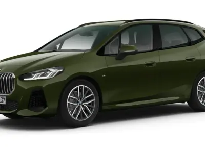 Gebraucht BMW 220 Active Tourer Luxury Line 170 PS (125 kW) 2025 Grün Van / Kleinbus