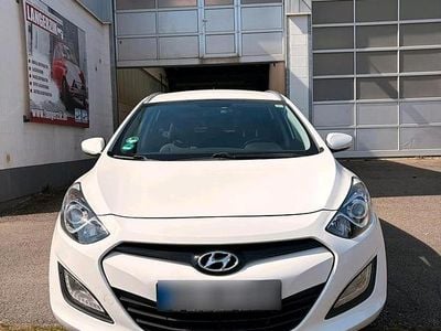 Gebraucht Hyundai i30 110 PS (80 kW) 2013 Kombi