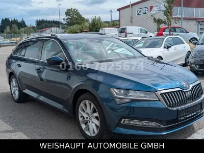 Gebraucht Skoda Superb Style 190 PS (139 kW) 2021 Blau Kombi