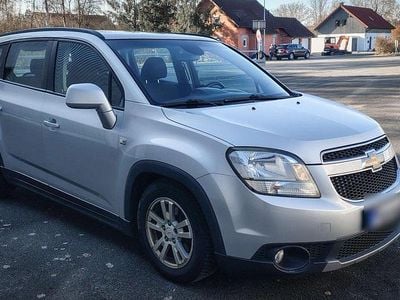 Gebraucht Chevrolet Orlando 163 PS (119 kW) 2013 Silber Van / Kleinbus