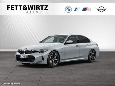 Gebraucht BMW 330e M Sport 292 PS (214 kW) 2025 Brooklyn grau metallic Limousine
