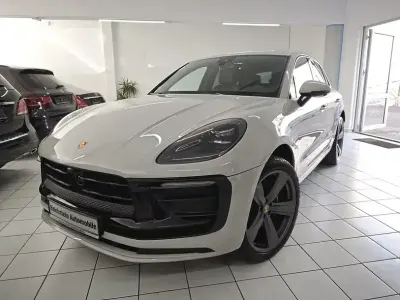 Gebraucht Porsche Macan 265 PS (194 kW) 2023 Grau SUV