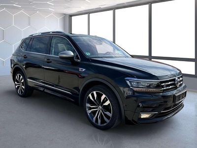 Gebraucht VW Tiguan Allspace Highline 239 PS (175 kW) 2019 Deep black perleffekt SUV