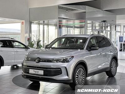 Oyster silver (silber) Neu 2026 VW Tiguan SUV | 49.680 € (Etwas zu teuer)