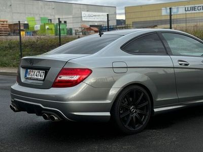 gebraucht Mercedes C250 Facelift W 204 Coupe grau/schwarz Amg Line