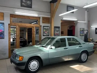 Gebraucht Mercedes 190 160 PS (117 kW) 1993 Limousine