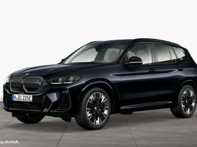 Gebraucht BMW iX3 M Sport 210 kW (286 PS) 2022 M carbonschwarz SUV