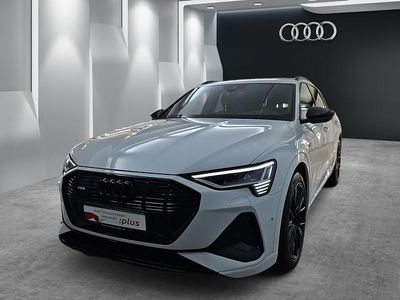 Gebraucht Audi e-tron Black Edition 300 kW (408 PS) 2022 Gletscherweiß metallic SUV