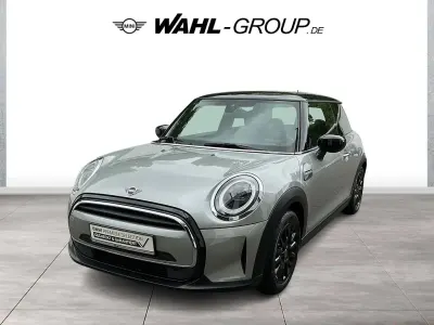 Gebraucht Mini Cooper Classic 136 PS (100 kW) 2024 Grau Kleinwagen