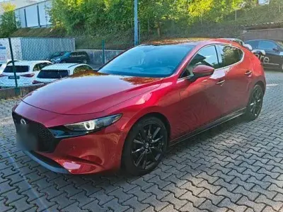 Używany Mazda 3 122 KM (89 kW) 2019 Czerwony Sedan/Limuzyna
