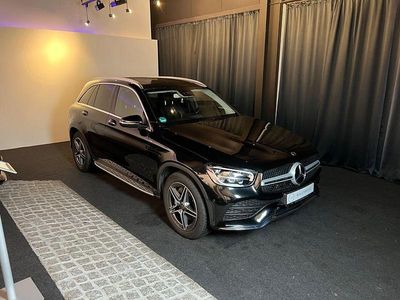 Używany Mercedes GLC220 AMG 194 KM (142 kW) 2020 Czarny SUV